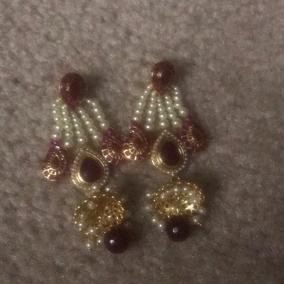 Indian Jewellery in Pink stones and pearls. - Picture 2 of 2